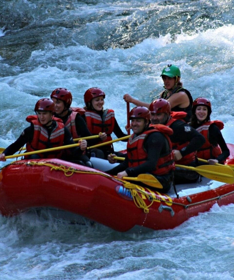 Rafting in Nahatlach Canyon